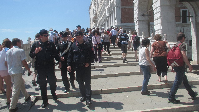 ファイル 3633-5.jpg